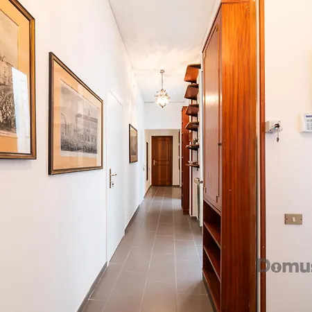 Casa Leonardo Al Gesu By Domusextra * Neapol