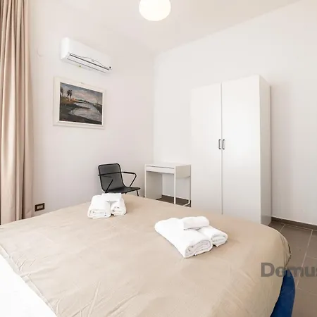 Casa Leonardo Al Gesu By Domusextra Apartament