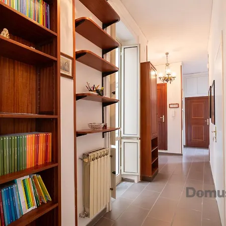 Casa Leonardo Al Gesu By Domusextra * Neapol